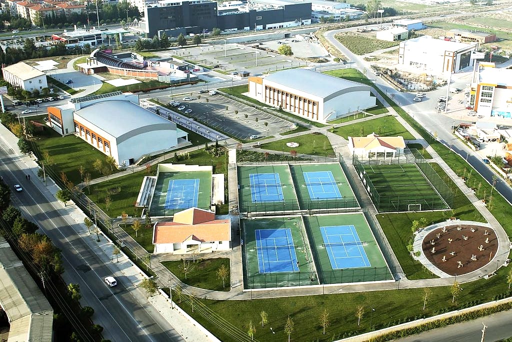 alparslan turkes spor kompleksi 1