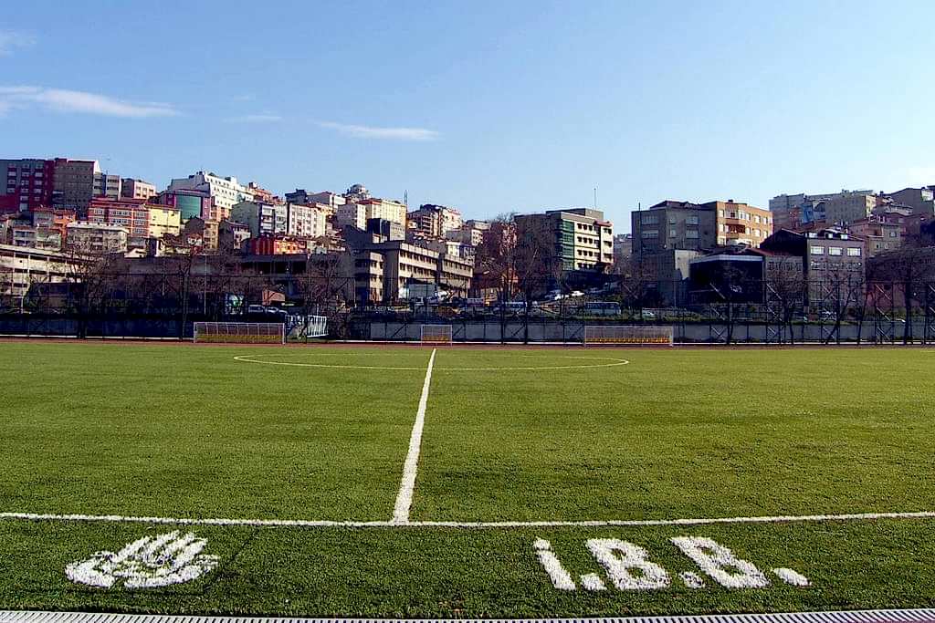 istanbul kagithane stadi