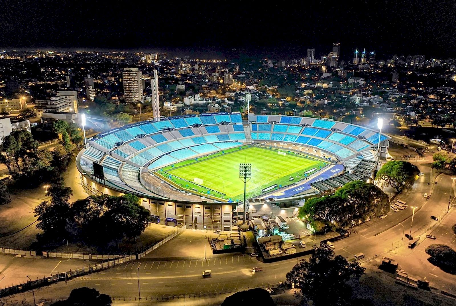 estadio centenario artificial grass